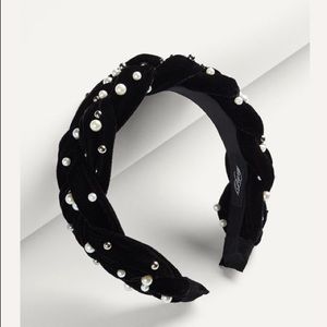 Luxy Velvet Pearl Headband (NEW)